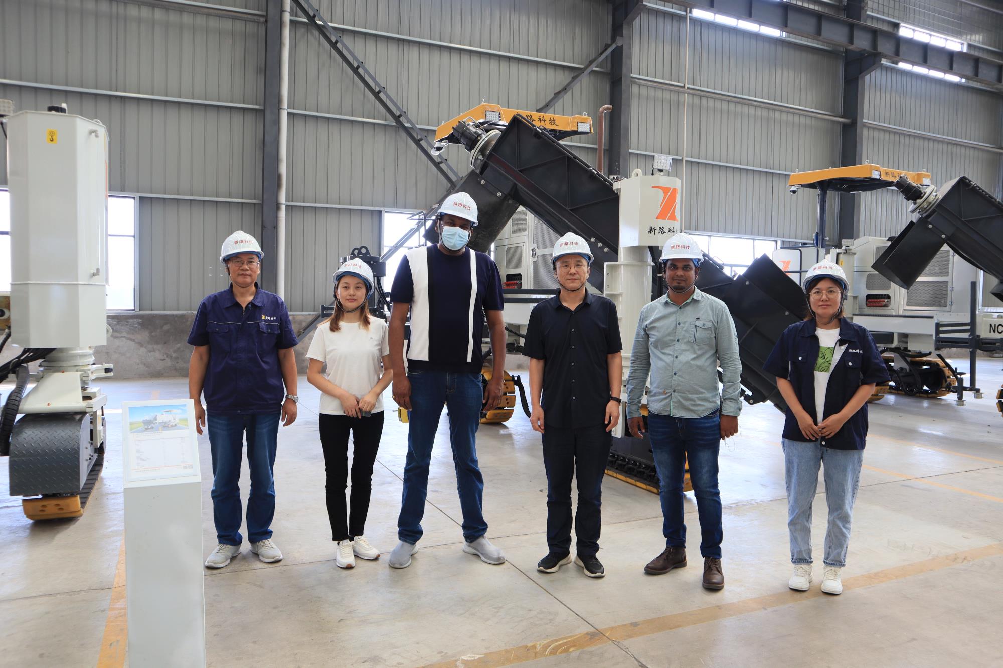 熱烈歡迎毛里求斯朋友來(lái)我司訪(fǎng)問(wèn)